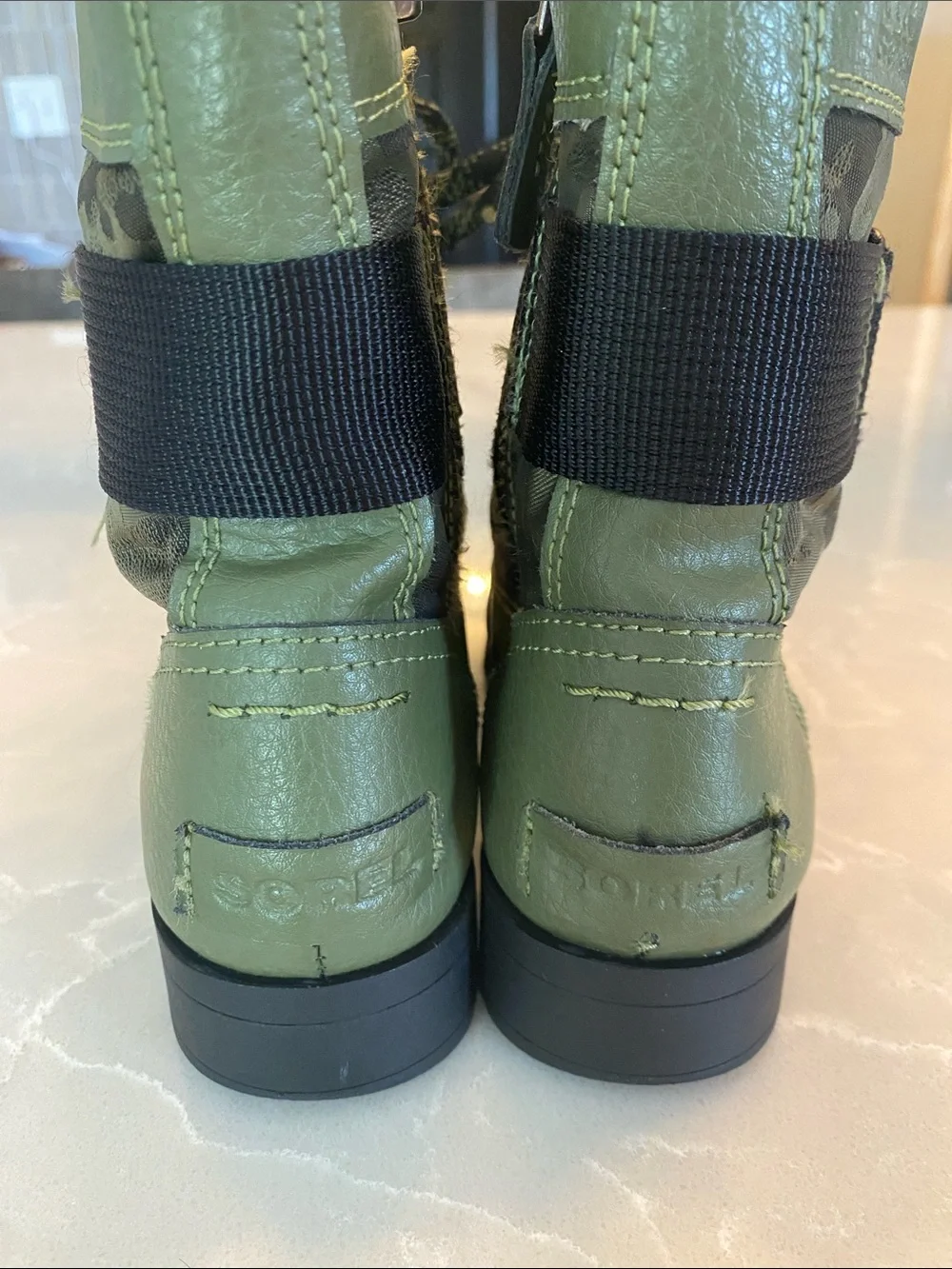 Sorel Kids Girls Olive Green Lace-Up Waterproof Boots - camo print -fall fashion